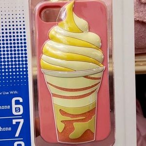 iPhone 6S, 7, 8 3D pineapple Dole Whip case